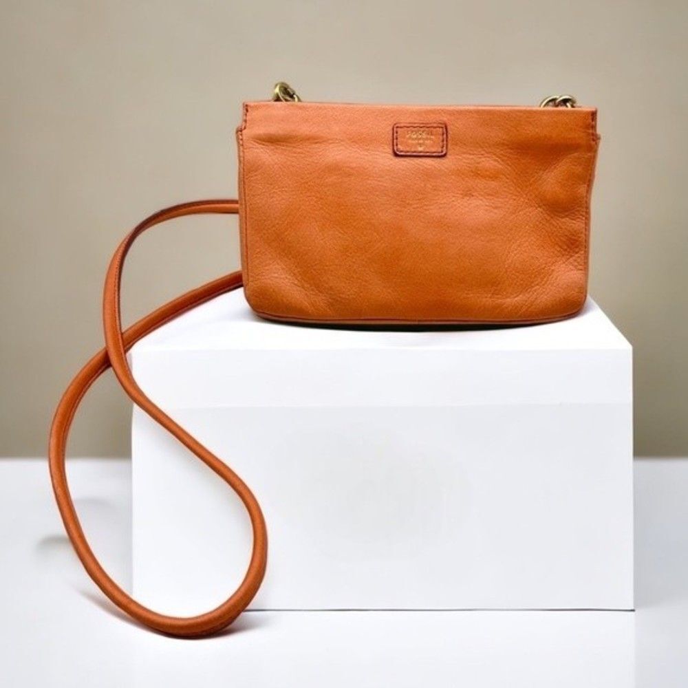 Fossil Mini Convertible Clutch Mini Crossbody Coral Leather Bag